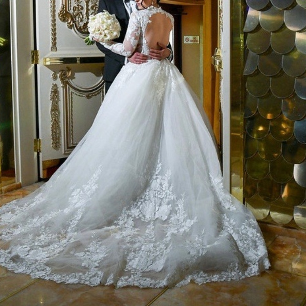 Justin Alexander Signature Cambridge Wedding Gown